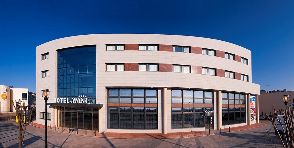Avant Aeropuerto Торрехон-де-Ардос Экстерьер фото